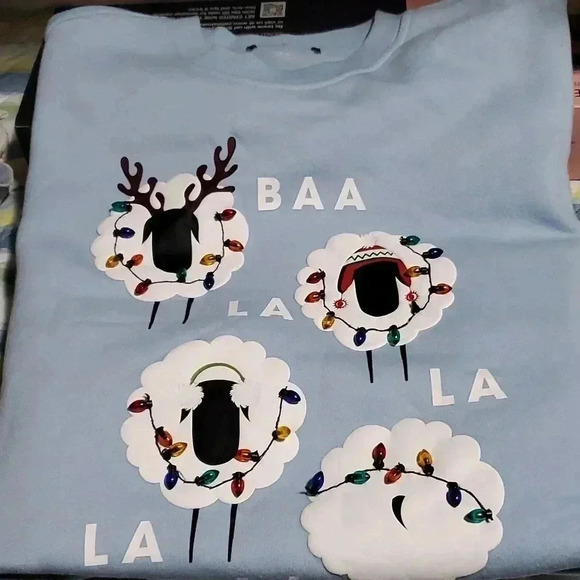 Cutest sweatshirt  Baa la la - Picture 1 of 6